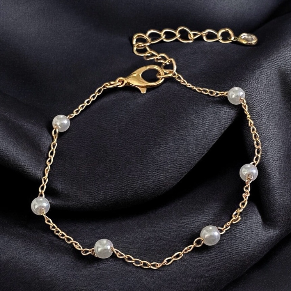 SALE! Women’s gold alloy beaded 6.5 inch bracelet - 2 inch extender FINAL PRICE! - Picture 4 of 4